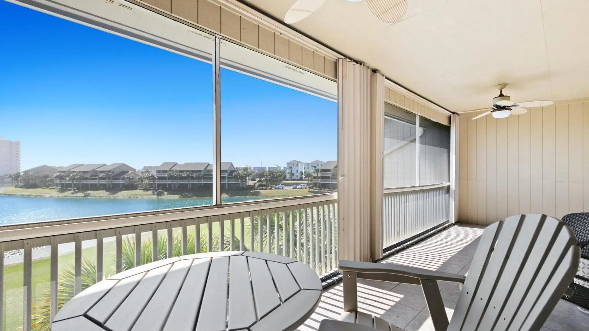 Seascape Lakefront Villas Destin 0*,
