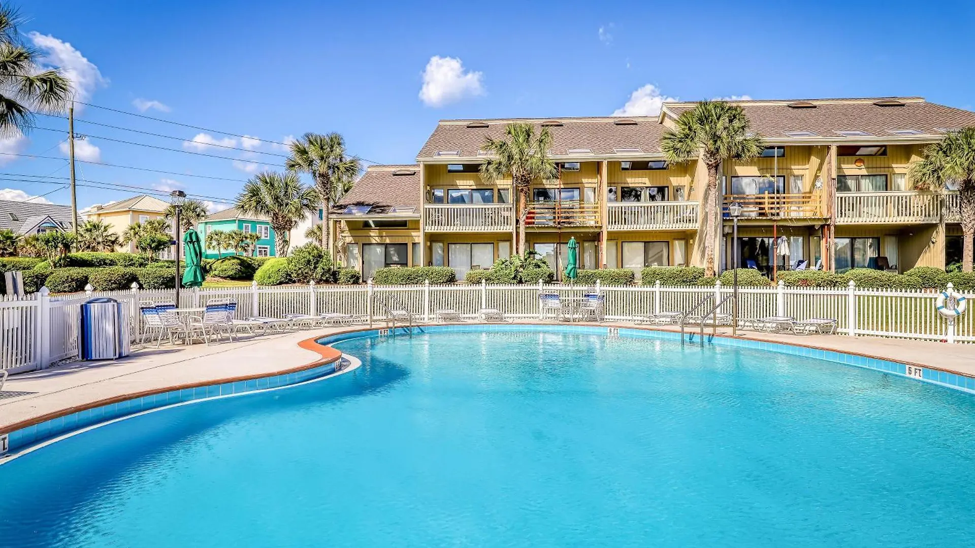 Seascape Lakefront Villas Destin Holiday home